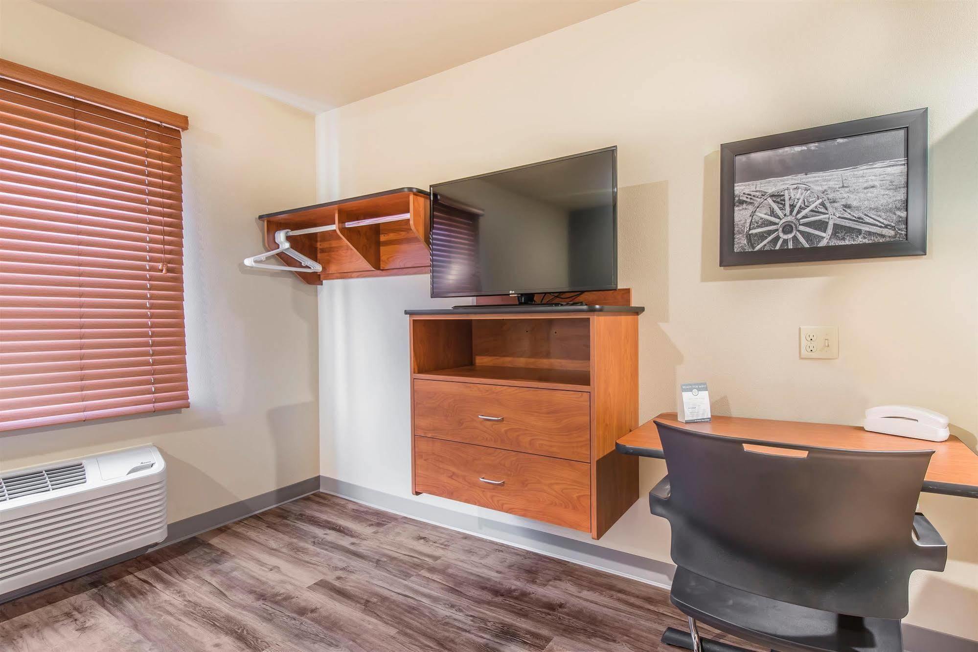 Econo Lodge Burlington Zewnętrze zdjęcie